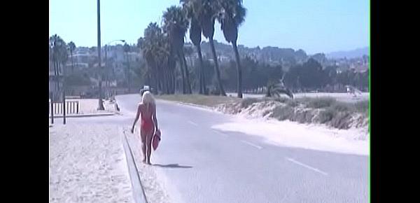  Baywatch - girl is get pick up and taken home....
